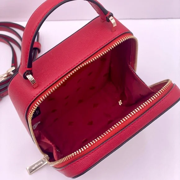 Kate Spade New York C Disney Vanity
Cruella Crossbody Bag - Picture 10 of 14